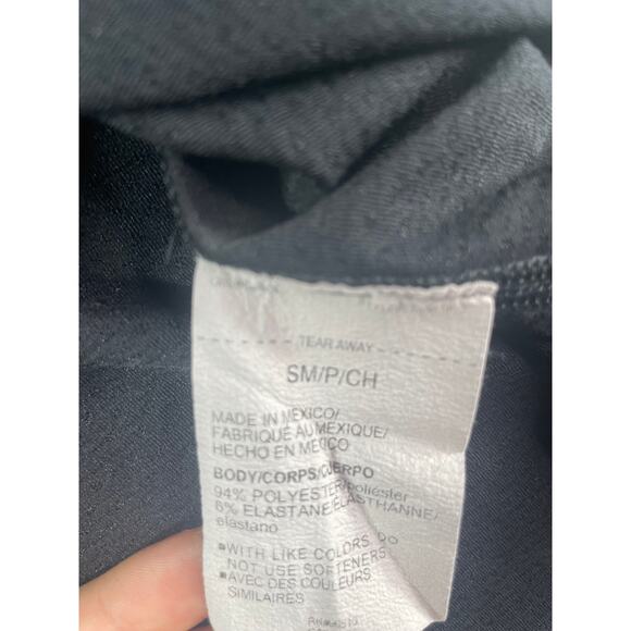 Under Armour Shirt Womens Small Black Long Sleeve Heat Gear Activewear Athletic - Picture 6 of 7